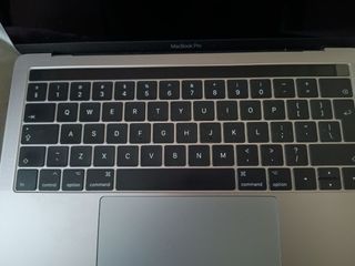 MacBook Pro 13.3 i7 16GB RAM