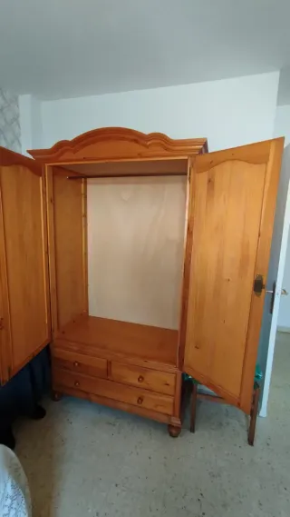 Dormitorio madera 4 piezas