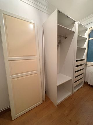 Armadio con ante scorrevoli beige Ikea