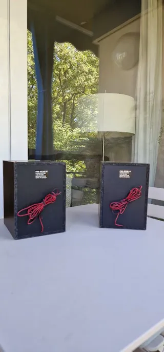 Mini cadena musical + 2 altavoces Philips