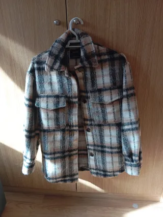 Camisa de cuadros gruesa y cálida.rd más grande de