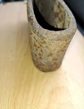 Antigua hacha grande