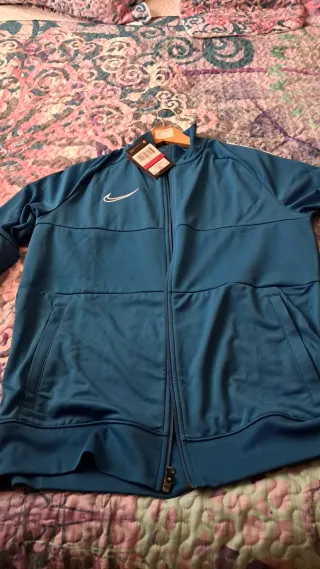 Chaqueta deportiva Nike azul