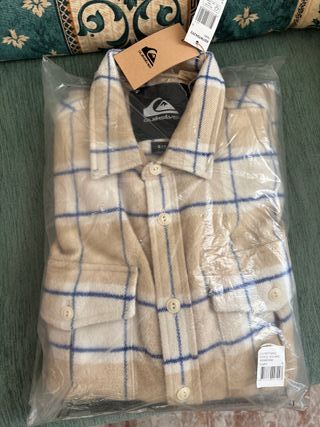 Camisa Quiksilver Fierce Volcano Larga