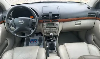 Toyota Avensis 2.2 D4d GARANTÍA