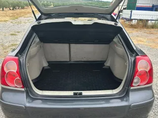 Toyota Avensis 2.2 D4d GARANTÍA