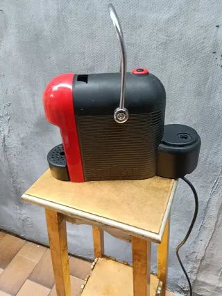 Macchina Caffè Lavazza A Modo Mio Rossa