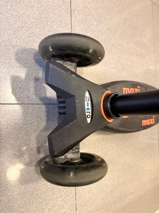 Patinete Maxi Deluxe Negro