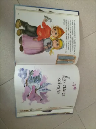 Cuentos del mundo (Cuentos Clásicos) (Spanish E...