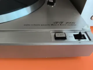 Piastra giradischi Marantz Argento