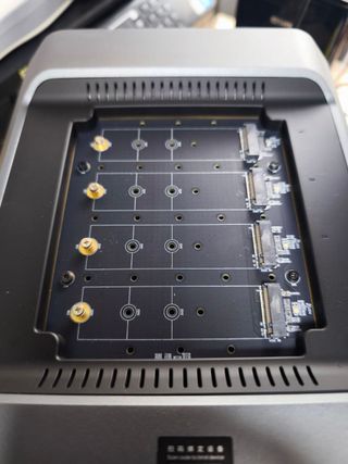 NAS Orico CF56-Pro CyberData Vault