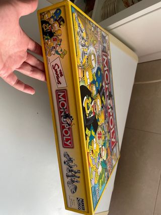 Monopoly Los Simpsons usado un par de veces