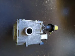 Válvula de gas Siemens caldera Ferroli F 24