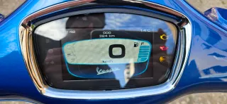 Vespa Primavera 125S Azul