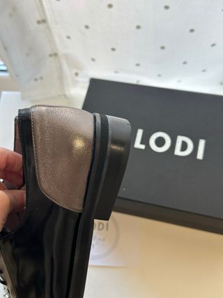 Zapatos Lodi Piel Tachuelas Negro/Plata