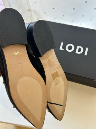 Zapatos Lodi Piel Tachuelas Negro/Plata