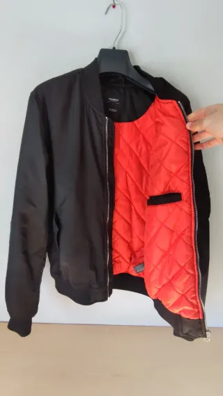 Chaqueta Bomber Pull&Bear Negra Talla S