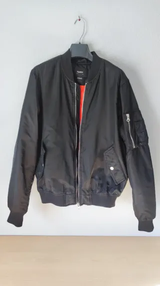 Chaqueta Bomber Pull&Bear Negra Talla S