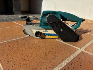 Lijadora de banda Virutex LB 31 E