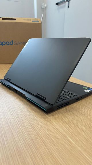 Lenovo IdeaPad Gaming 3 Gen 7 16/512Gb Impoluto