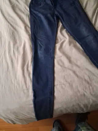 Pantalón Levis Mujer Superskinny 710 Talla 28