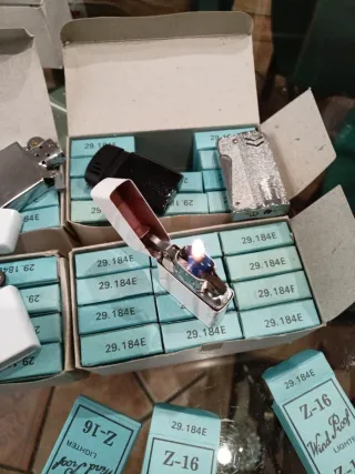 50 accendini a benzina Wind Proof Z-16