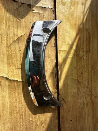 Embellecedor Unión Colín Peugeot Satelis 125cc