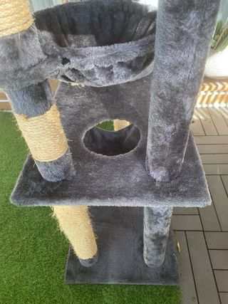 Rascador para gatos grande