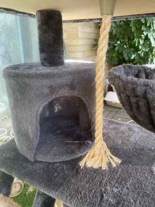 Rascador para gatos grande