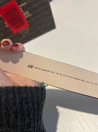 Cintura H&M con fibbia dorata