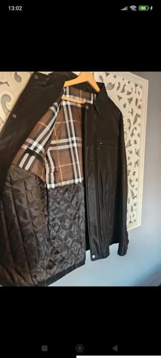 Cazadora de cuero marrón