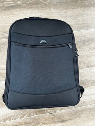 Mochila portátil 16” acolchada.Negro