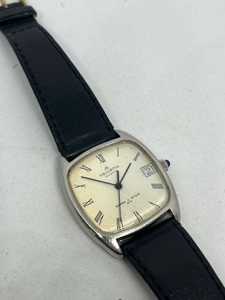 Reloj Helvetia