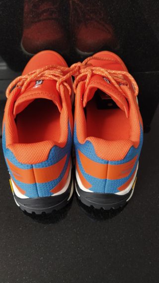 Zapatillas de montaña +8000 Tigan 23V