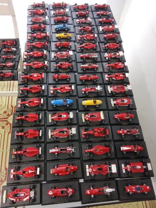 79 Modellini Ferrari Formula 1