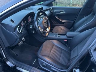 Mercedes CLA 220 AMG