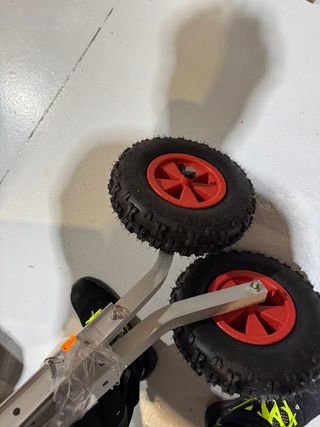 Ruedas de lanzamiento para lancha