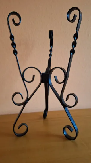 Portavaso in metallo nero artigianale