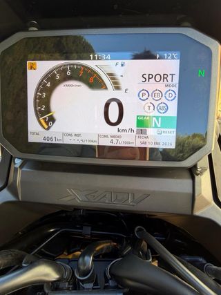 Moto Honda X-ADV 2023 Blanca