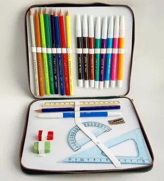 Estuche con lápices y rotuladores JOVI