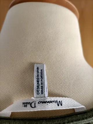 Camiseta tirantes verde con estampado