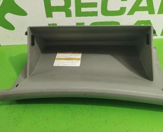 Kia 117467 4d84561220 guantera carnival 2.9 crdi