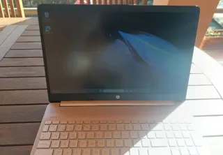 Portátil HP 15s-eq1 AMD 3020e Dual Core Plata