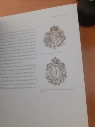 HISTORIA DE LA REAL ACADEMIA DE MEDICINA Y CIRUGÍA