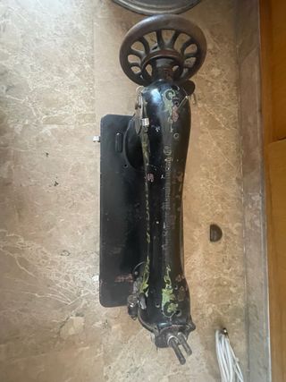 Máquina de coser Singer antigua