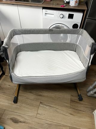 Cuna colecho Lionelo Leonie Gris.