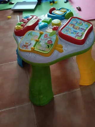 Mesa Educativa Clementoni Multijuegos