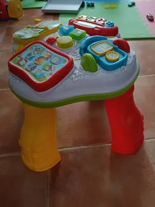 Mesa Educativa Clementoni Multijuegos