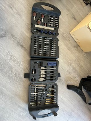 Maletín de brocas y accesorios