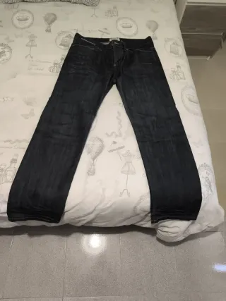 Pantalones vaqueros azules